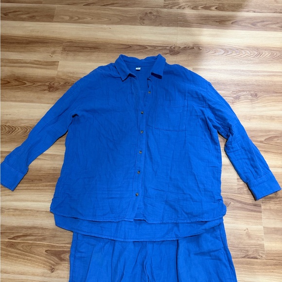 Old Navy Women's Vibrant Blue Wide Leg Pants & Button Down Shirt Linen Set - Picture 2 of 5